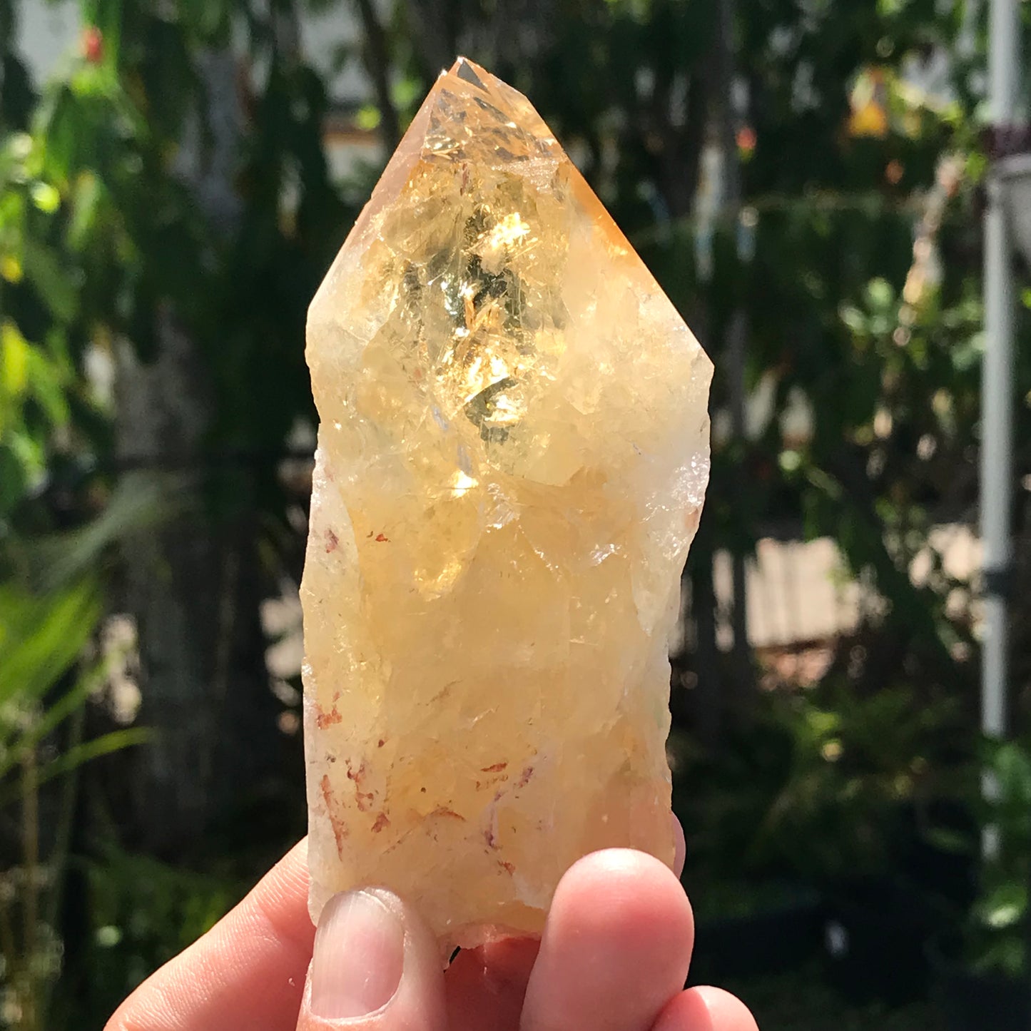 Citrine point