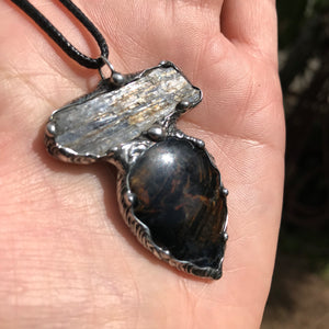 Pietersite and blue Kyanite magic