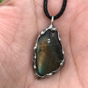 Multicolour Flash Labradorite Crystal pendant