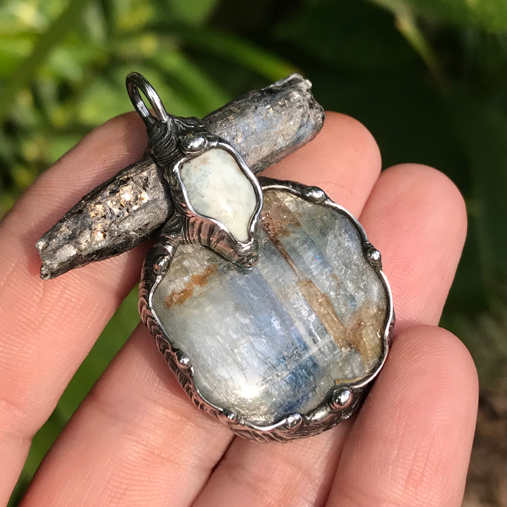 Blue polished Kyanite and Larimar pendant