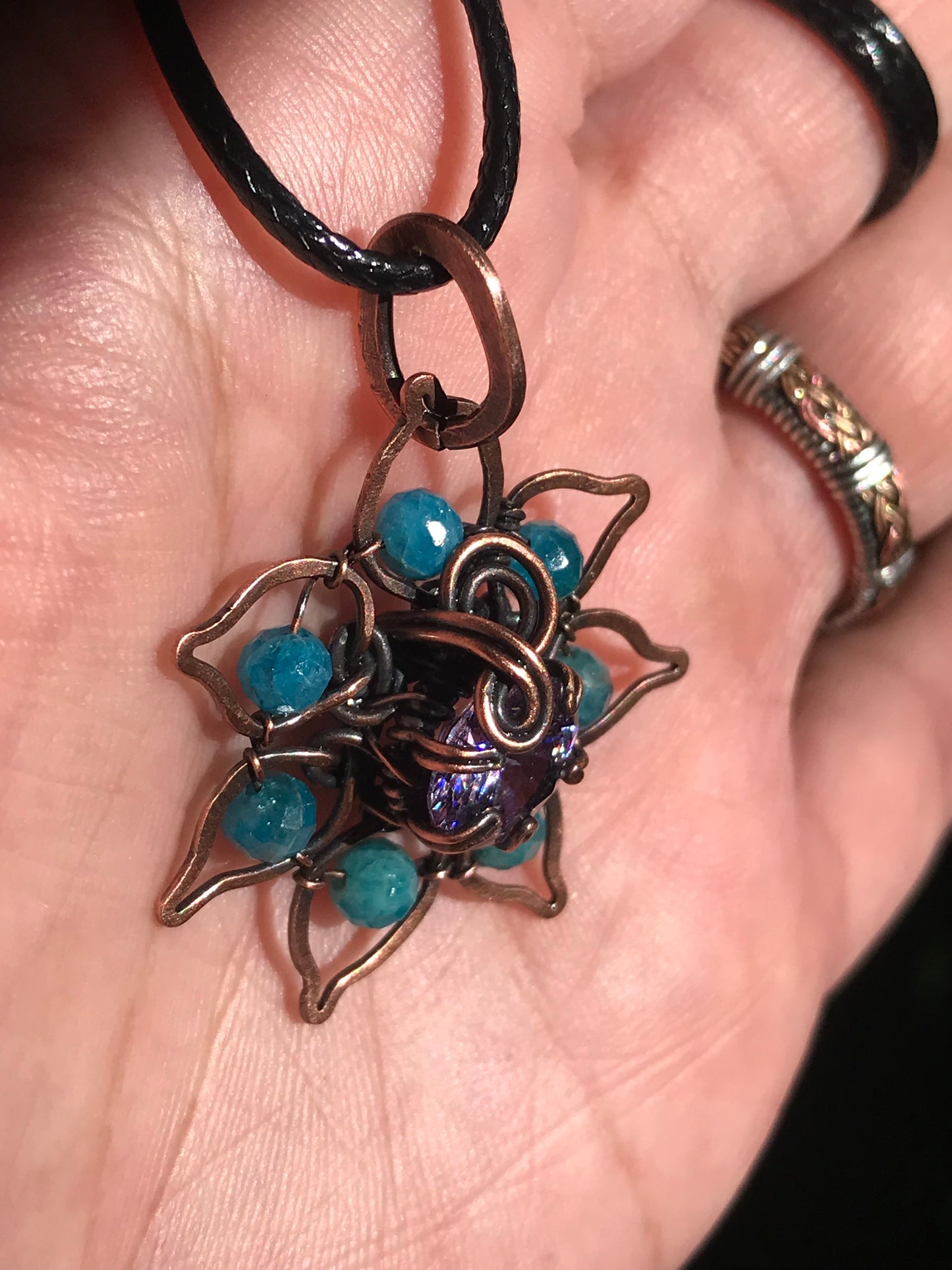 Copper crafted lotus flower pendant with Apatite