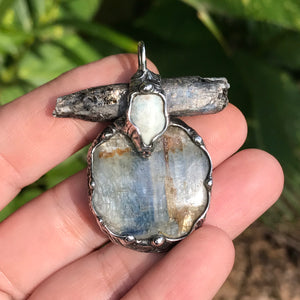 Blue polished Kyanite and Larimar pendant