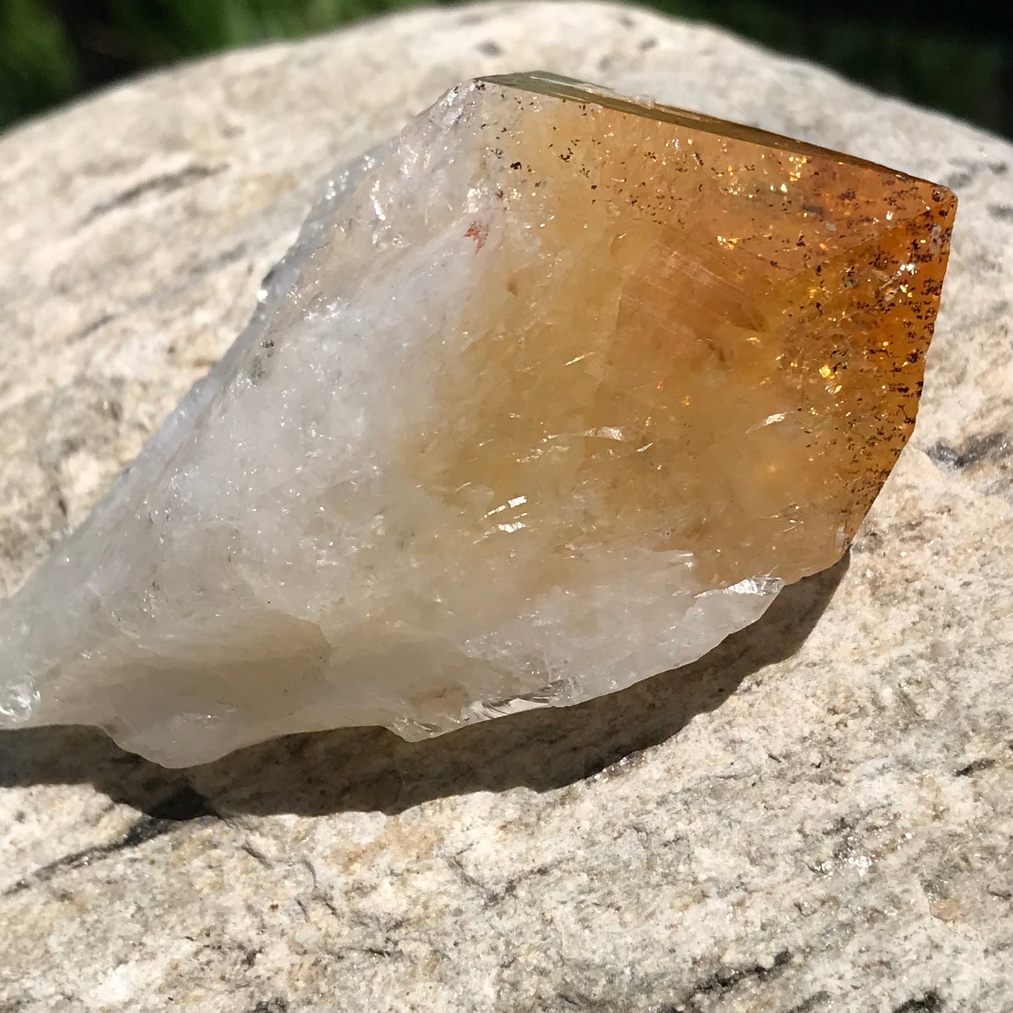 Citrine point