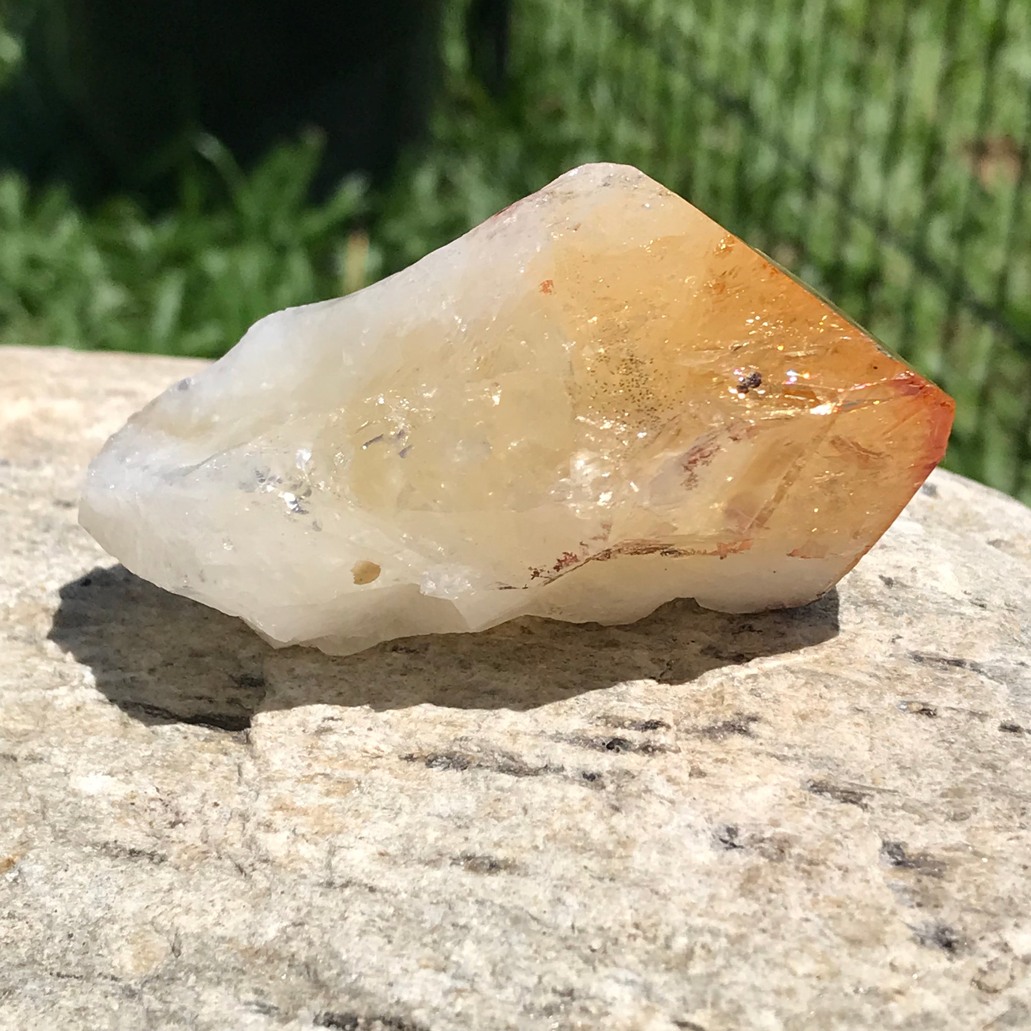 Citrine point