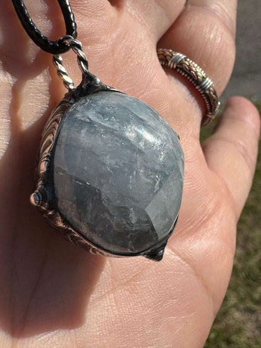 Divine Celestite-Messenger
