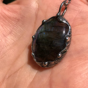 Blue flash Labradorite pendant