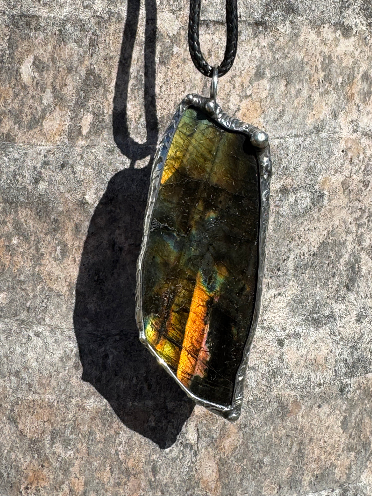 THE PORTAL KEEPER - Rare Golden Flash Labradorite Talisman