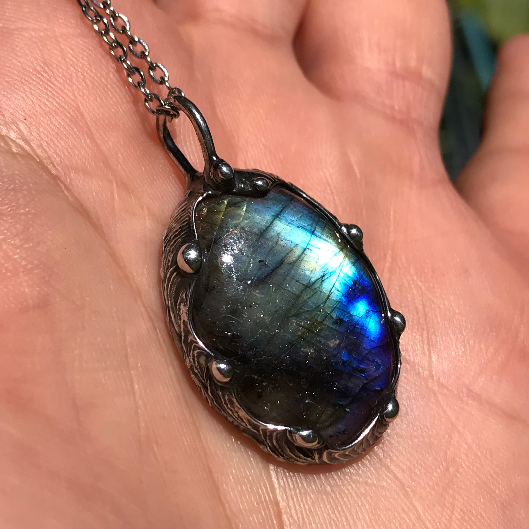 Blue flash Labradorite pendant