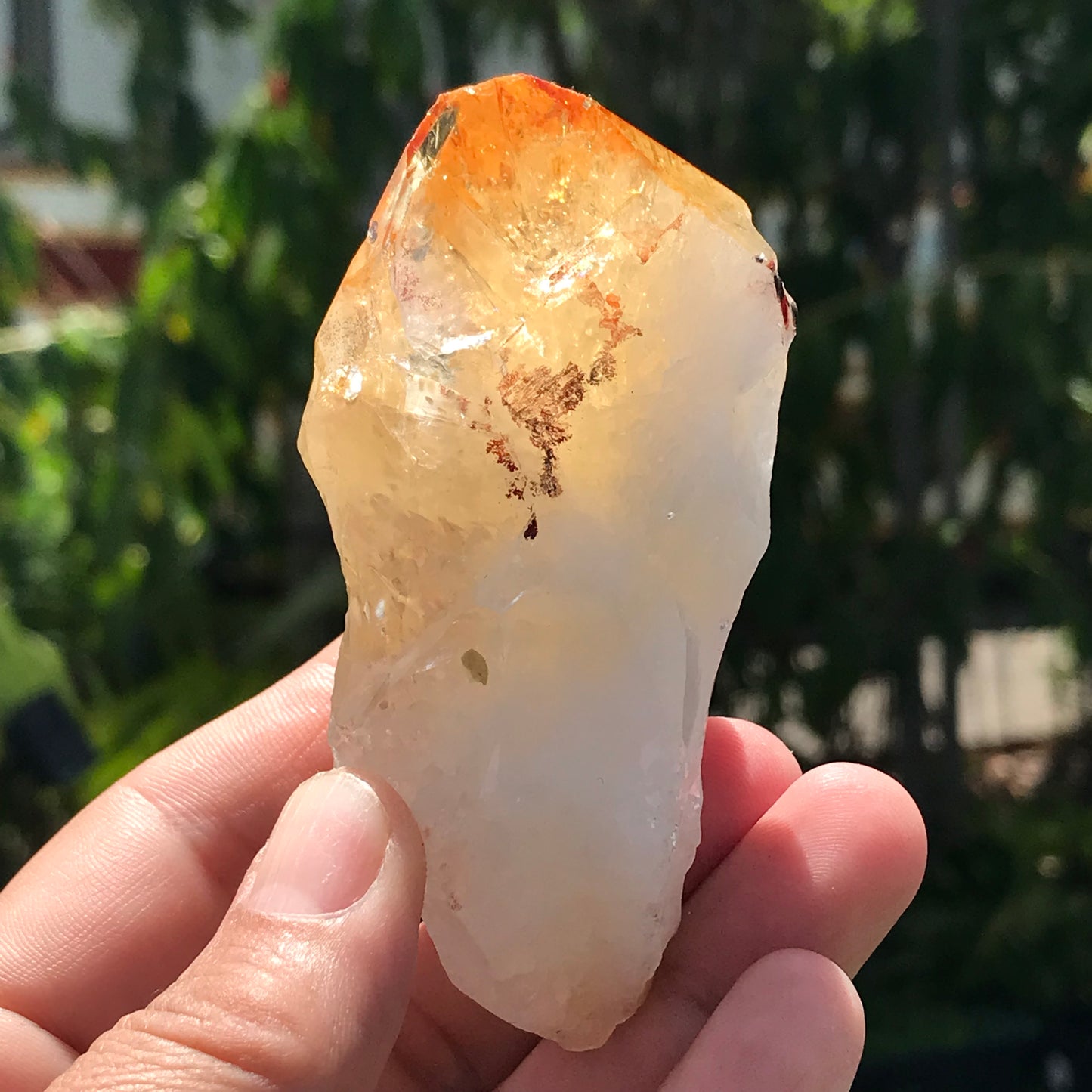 Citrine point