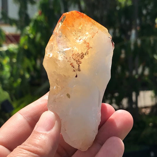 Citrine point