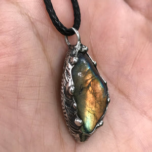 Multicolour Flash Labradorite Crystal pendant