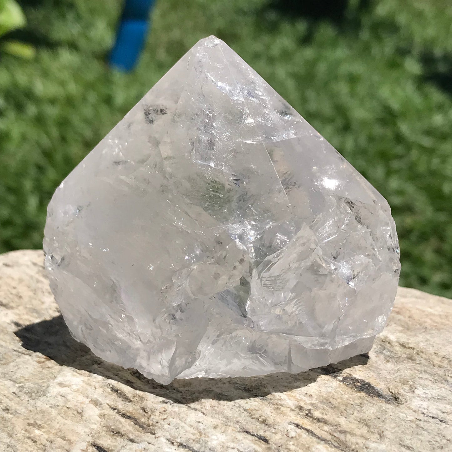 Clear Quartz polished top Generator