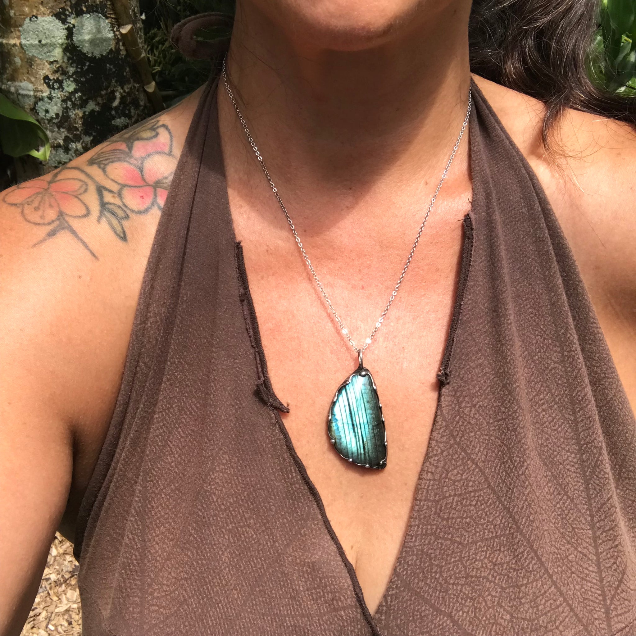 Blue Flash Labradorite Crystal pendant