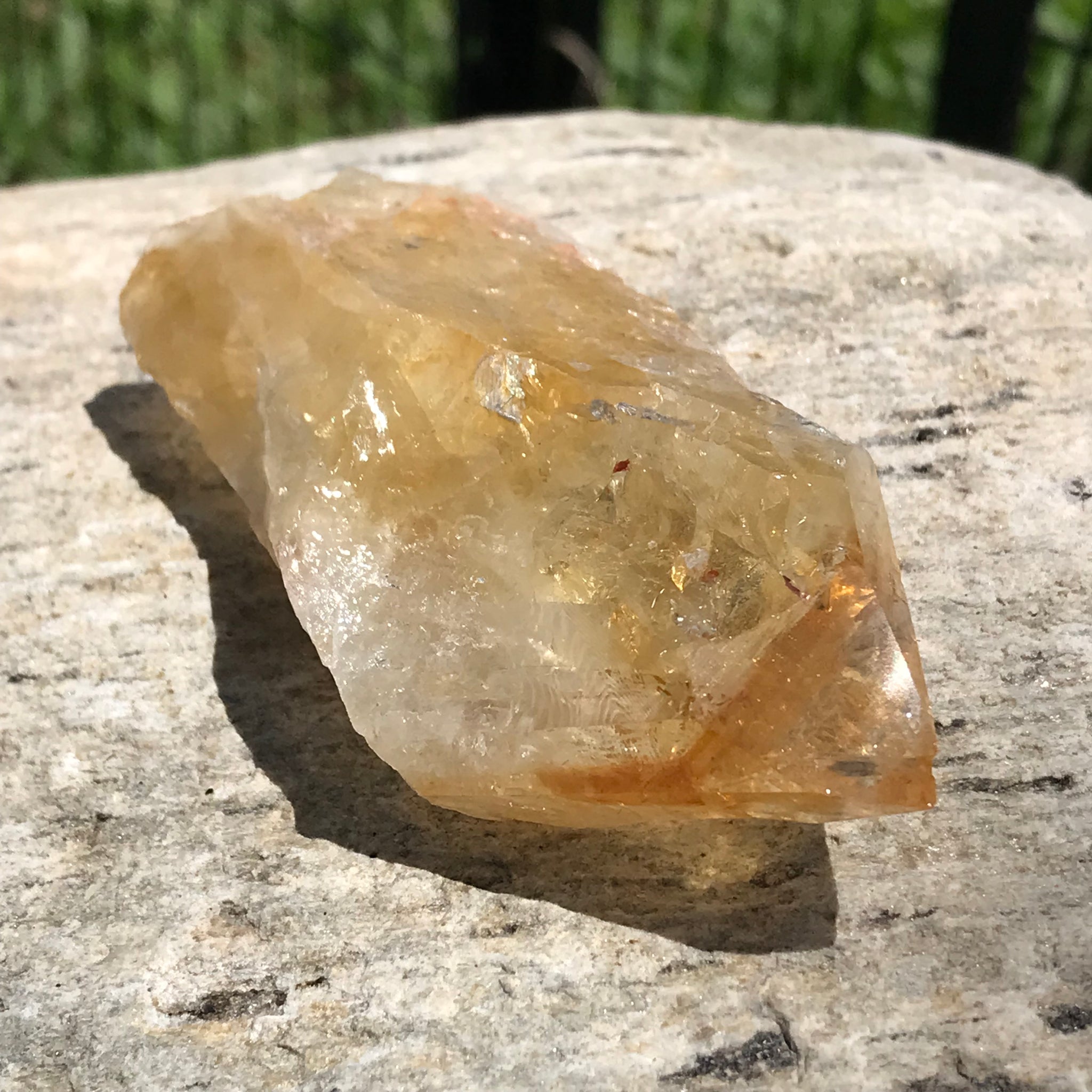 Citrine point