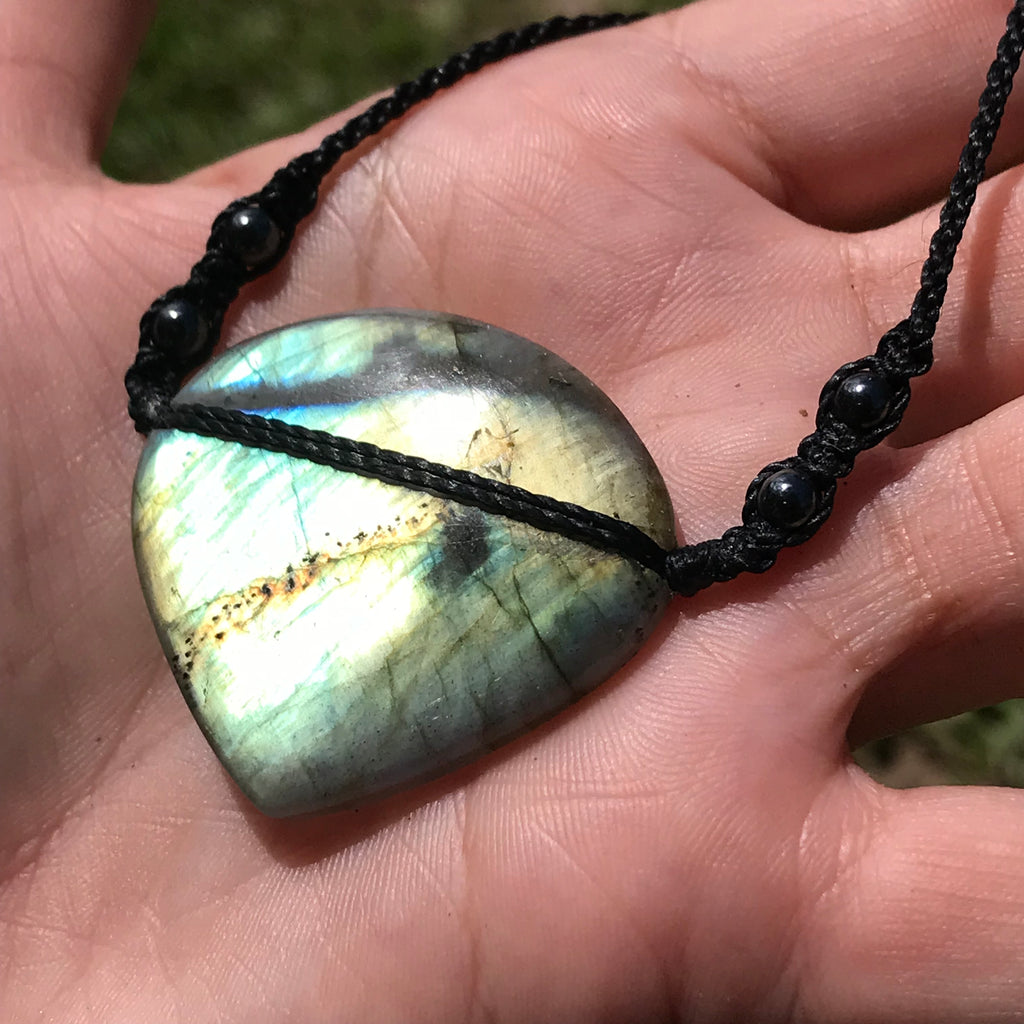 Super flashy Labradorite and Hematite pendant