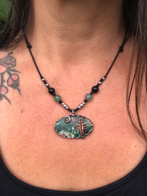 Bespoke magical tree on Chrysocolla/Malachite adorned with a  Labradorite moon❤️