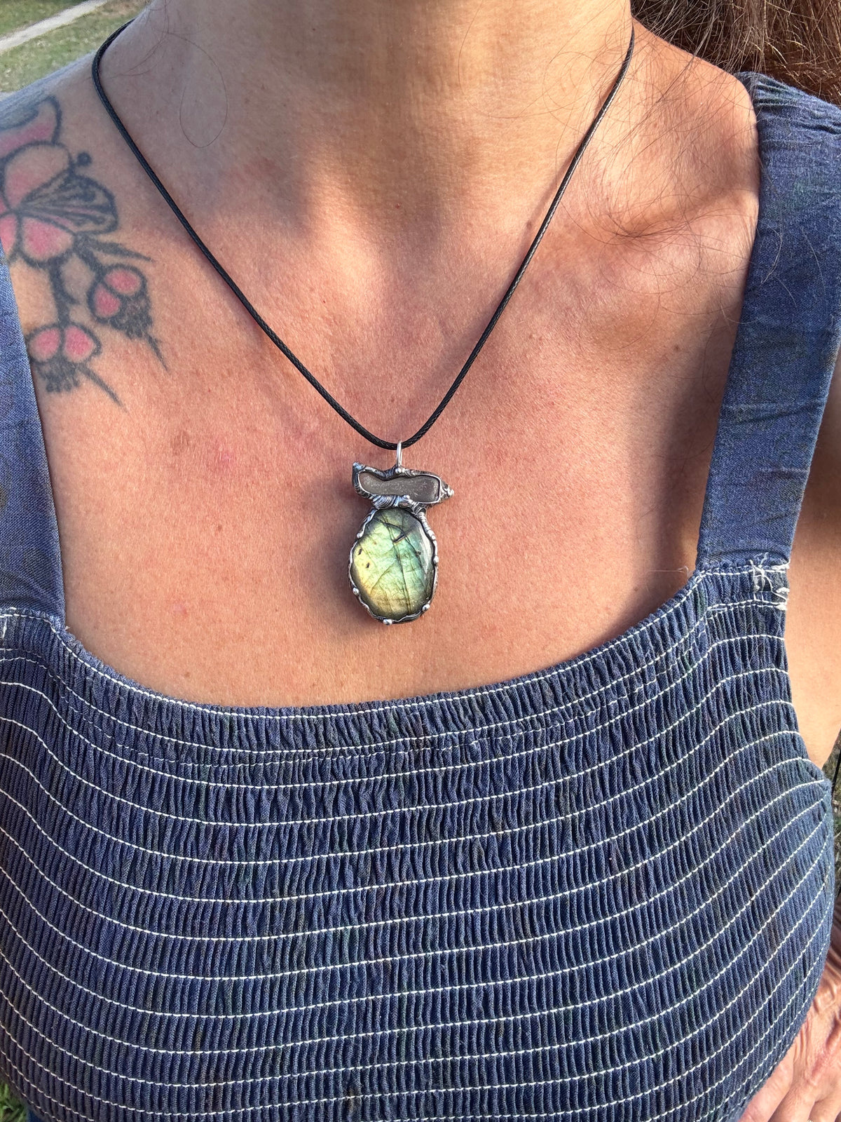 Golden Multiflash Labradorite and Seaglass pendant