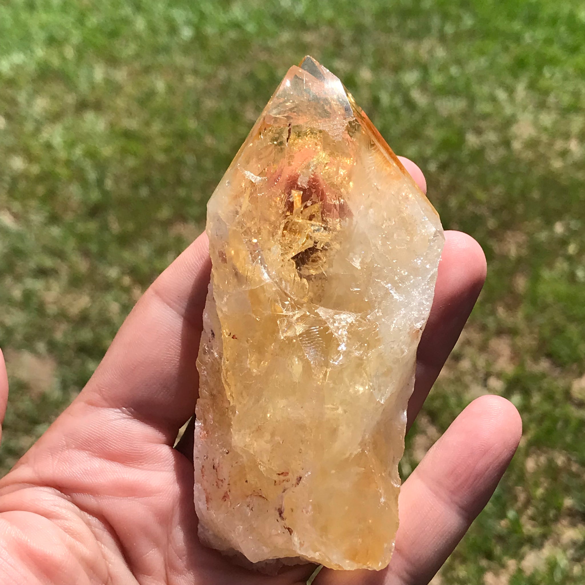 Citrine point