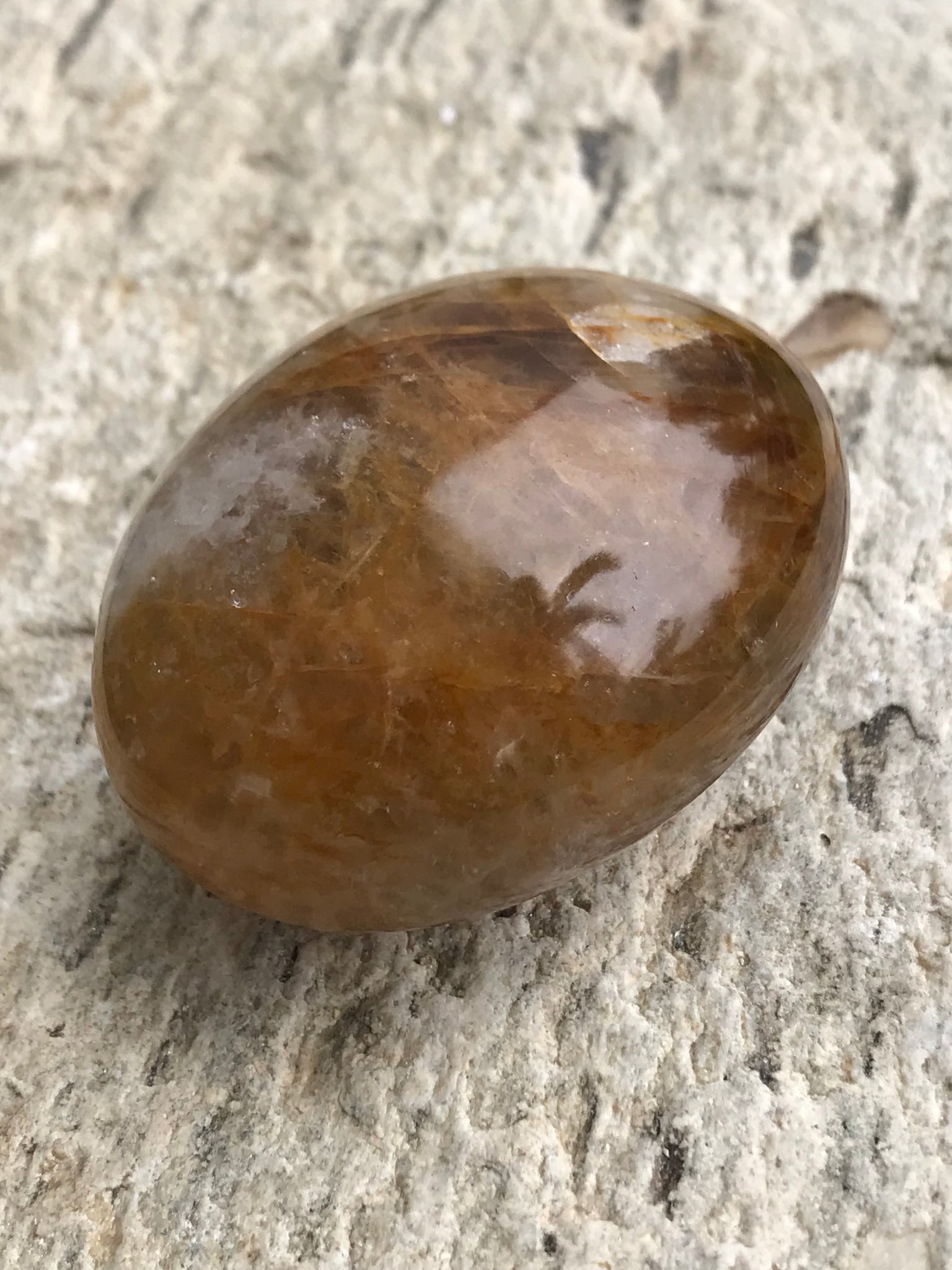 Hematoid Quartz Palmstone