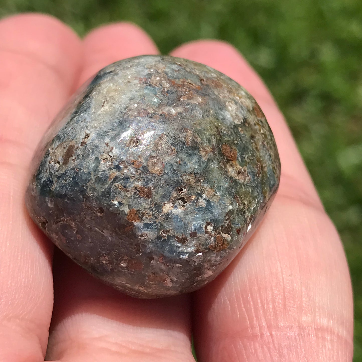 Large Blue polished Kyanite tumblestone