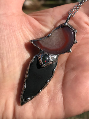 Shungite, red Agate and black fire opal Protector