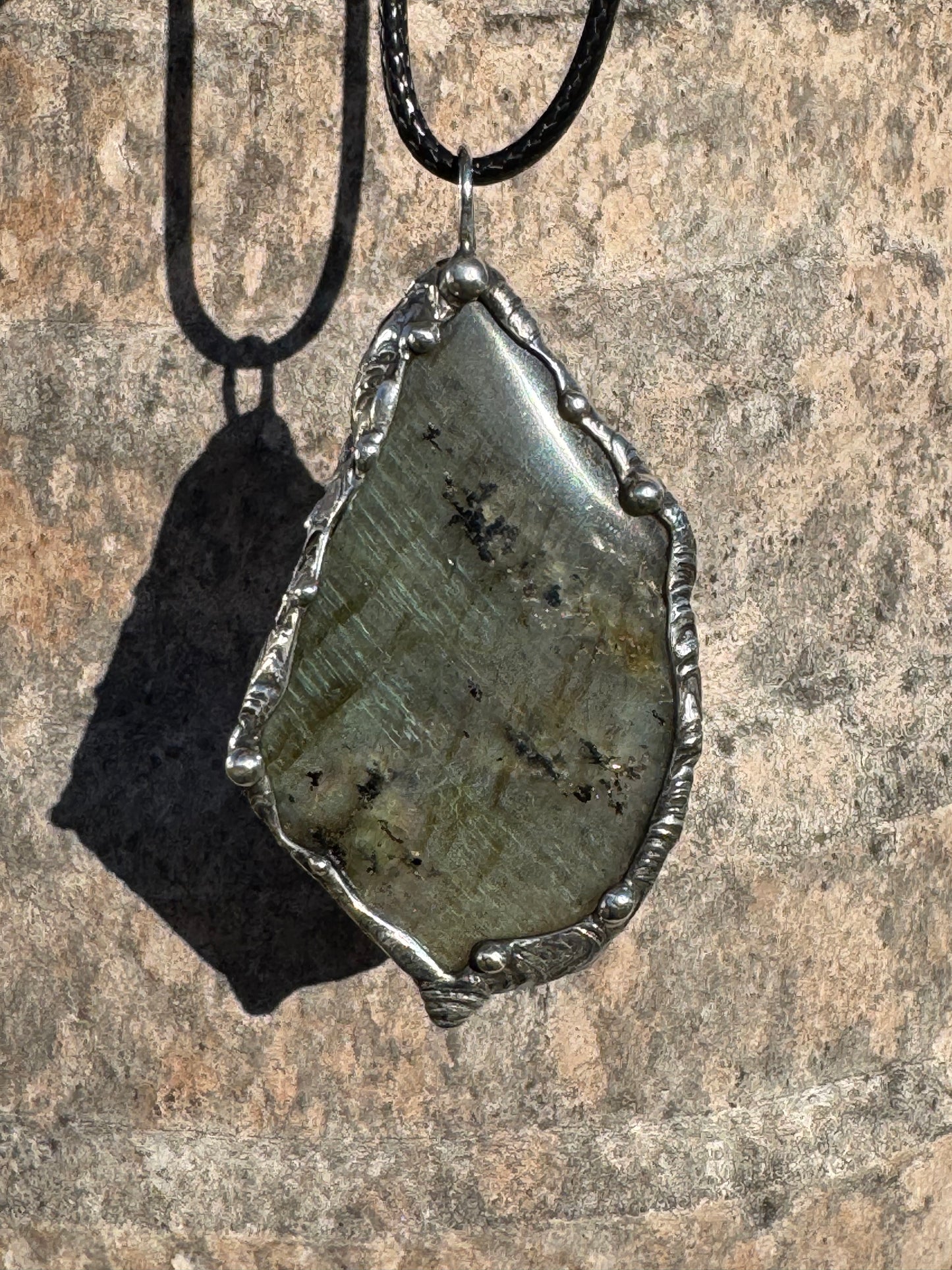 Labradorite-Aurora in Stone