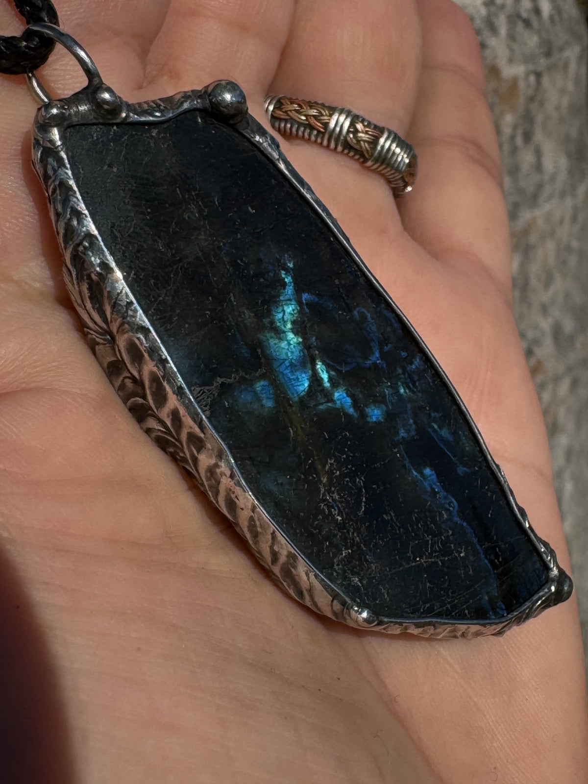 THE PORTAL KEEPER - Rare Golden Flash Labradorite Talisman