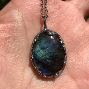 Blue flash Labradorite pendant