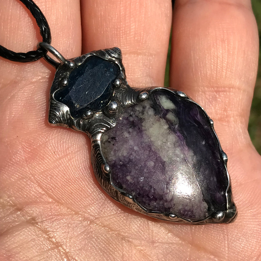 Lepidolite and blue faceted Azurite pendant