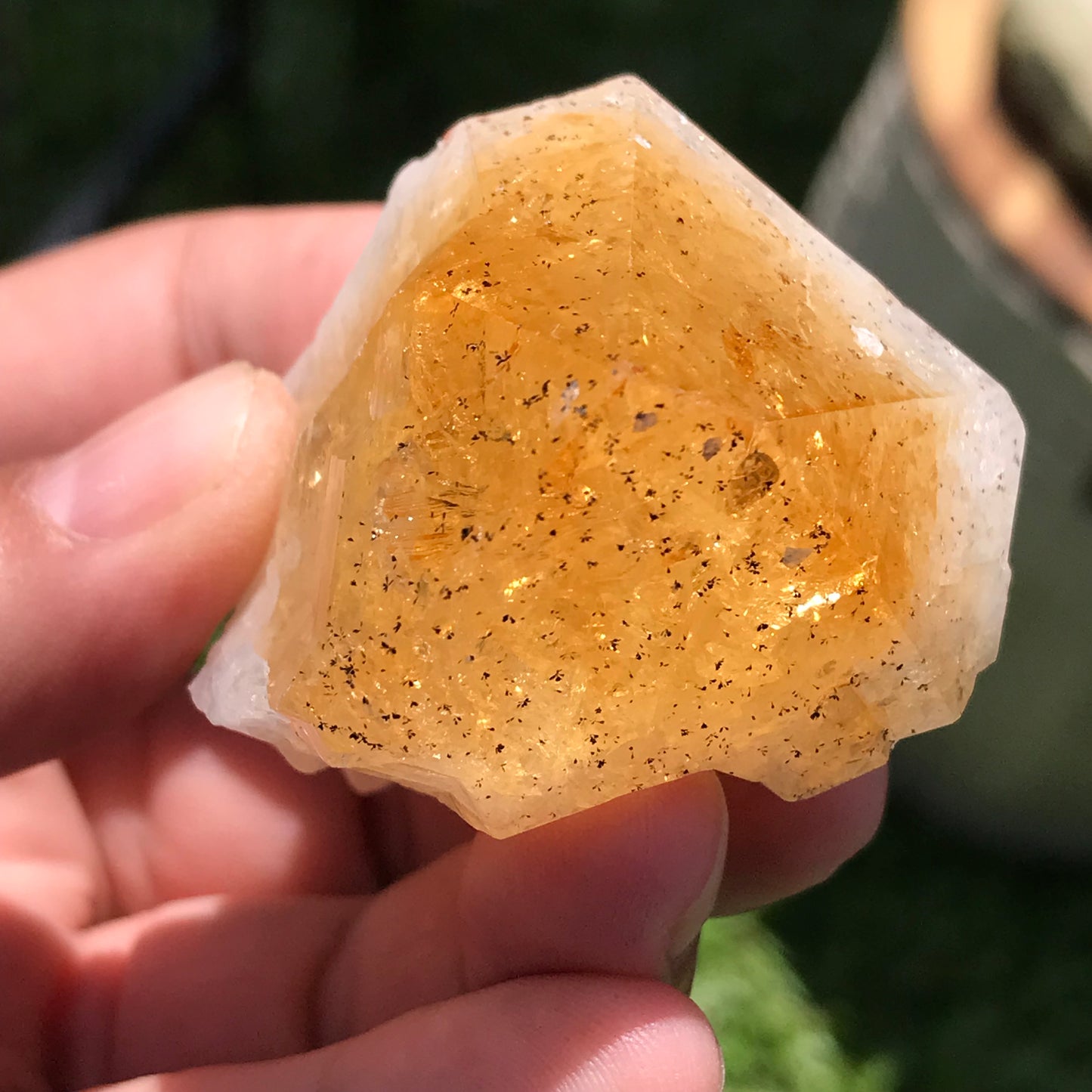Citrine point