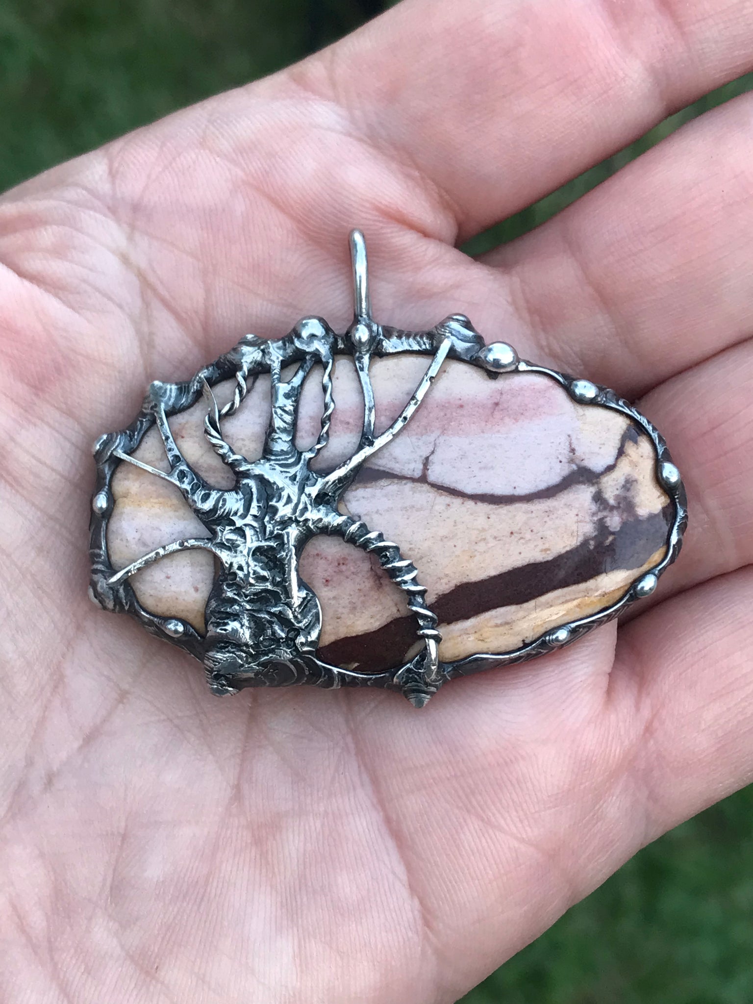 Boab tree on western Australian Mookaite